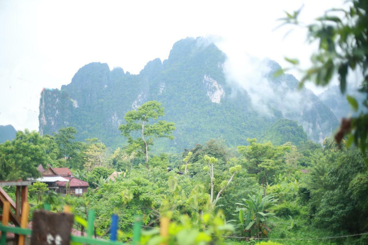 Vang Vieng Victory Hotel Exterior foto